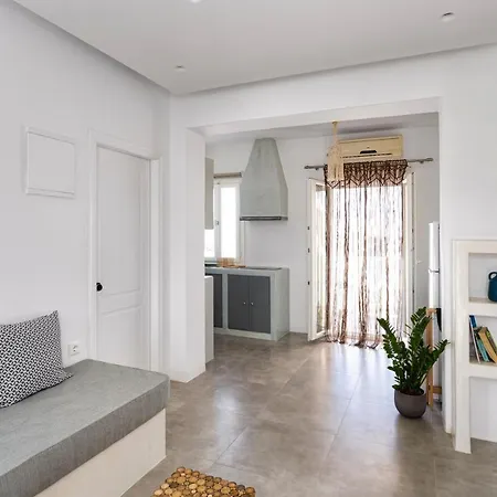 Hebe Parian Living - Paros Naousa Apts Esterno foto