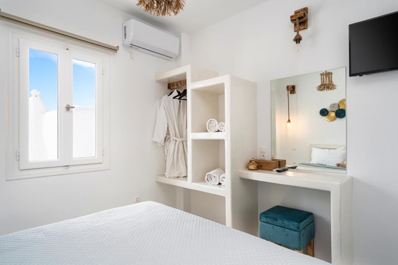 Hebe Parian Living - Paros Apts