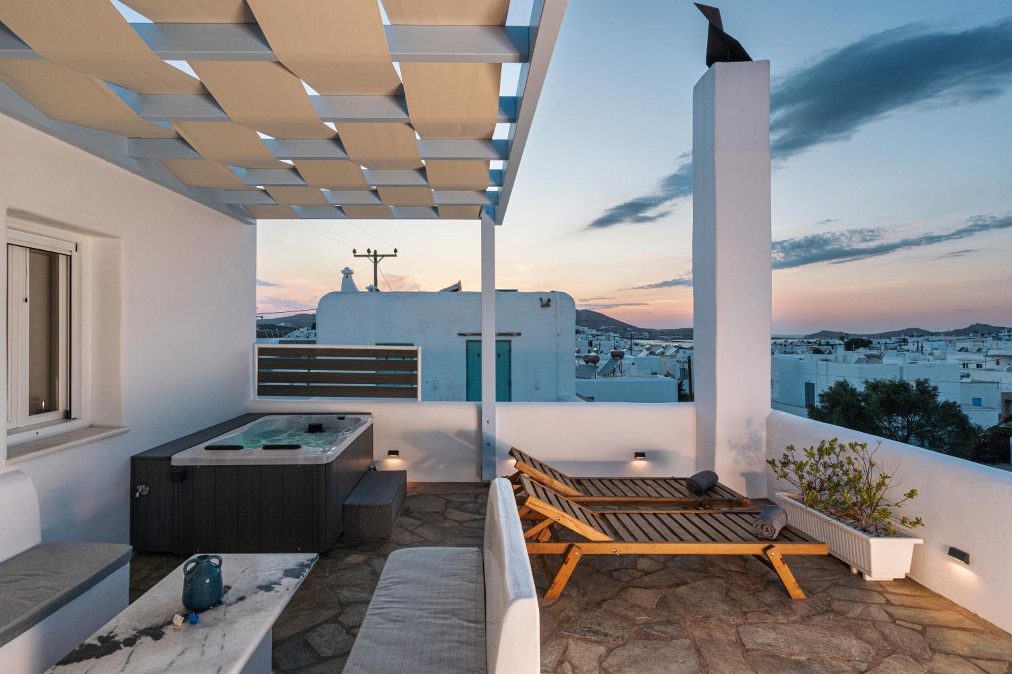 Hebe Parian Living - Paros Apts